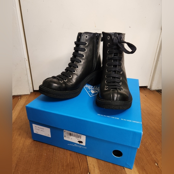 John Fluevog Slacker Wanderer lace up ankle boot - Picture 2 of 8